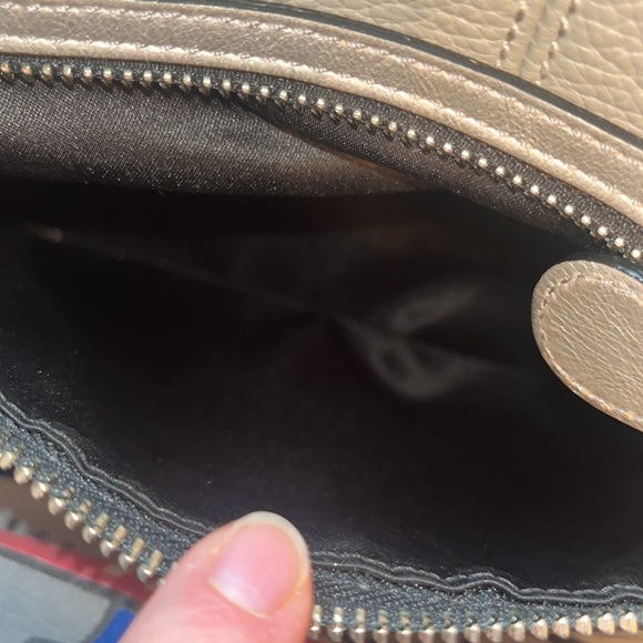 Grey/taupe leather coach bag - Picture 9 of 12